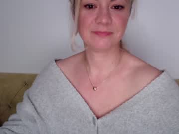 webcam girl kiradivine image #1732546