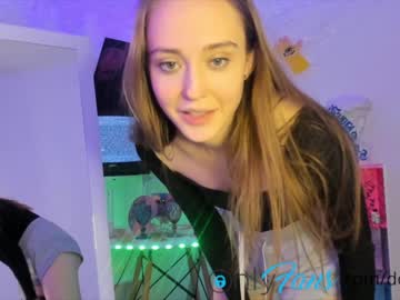 webcam girl dora_dds image #634492