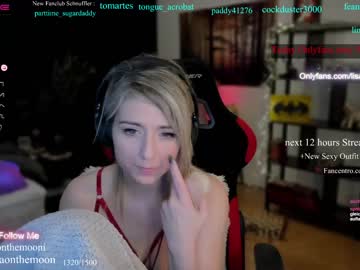 webcam girl kimilee22 image #4235214