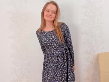 webcam girl saramillea image #3727273