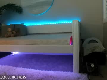 webcam girl oliviaowens image #3685664