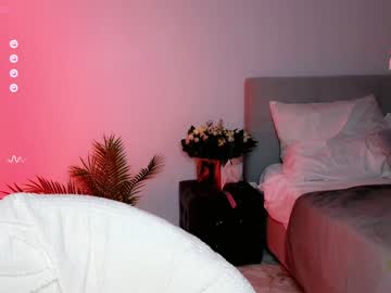 webcam girl shy_blondiee image #5266198