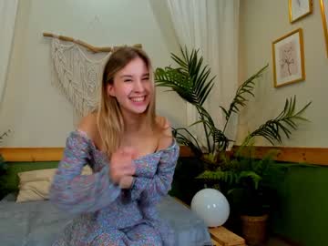 webcam girl milablush image #4411575