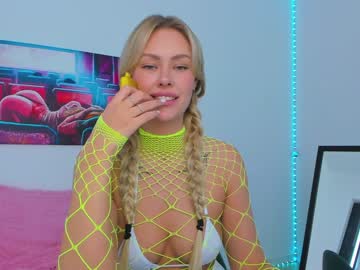 webcam girl 8a8y_nura image #5477355