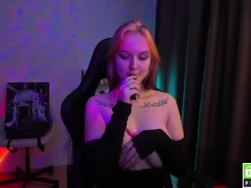 webcam girl lovely_kisses image #2135966