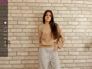 webcam girl carolynjacquelins image #3168031
