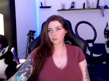 webcam girl bigtittedtattedlesbian image #1834403