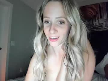 webcam girl luxlovely111 image #5181046