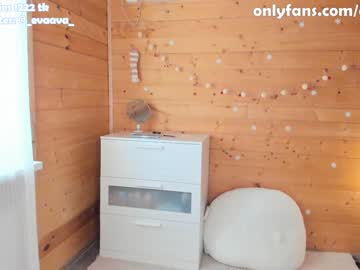 webcam girl evaava image #1033542