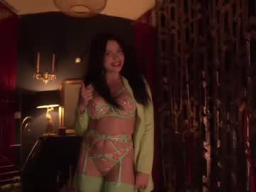 webcam girl lucieoude_ image #472321