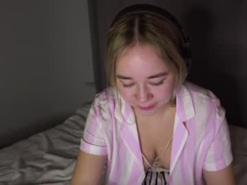 webcam girl kristyspiritedaway image #5925854