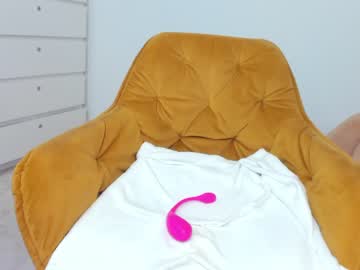 webcam girl dariaa_doll image #4621531