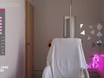 webcam girl lily_ewing image #4817060