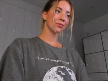 webcam girl emmi_rosee image #5024074