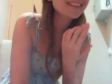 webcam girl momentbeforedown image #2775594