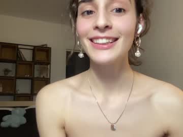 webcam girl wonderland_stia image #5658410