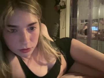 webcam girl scxrletbae image #4260276