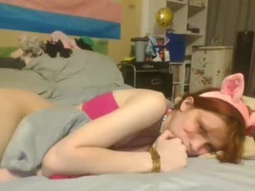 webcam tranny deformedpiggirl image #378256