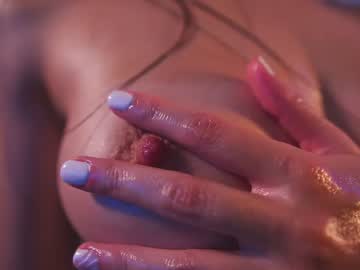 webcam girl lucie_beltran image #6187166