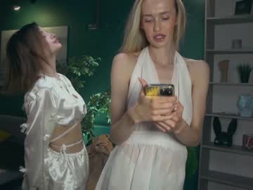 webcam girl lolly_bella_ image #2205162