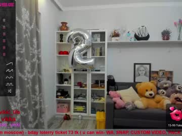webcam girl misss_vikki image #2350654