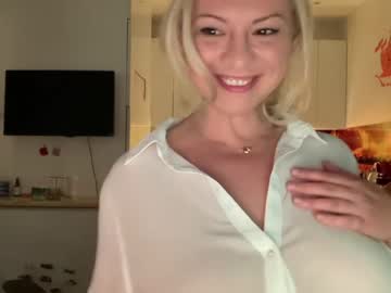 webcam girl kiradivine image #4155186