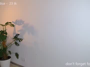 webcam girl flaming_hotty image #4727257
