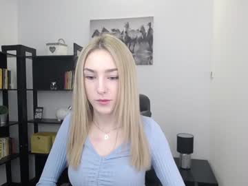 webcam girl little_e_mily image #1251302