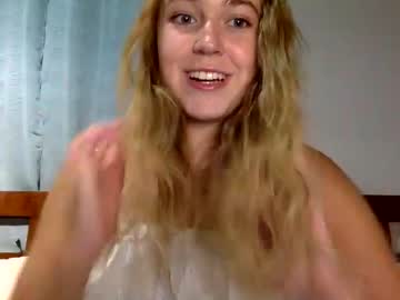 webcam girl winterbunny69 image #6437714