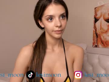 webcam girl lesi_moon image #5951964