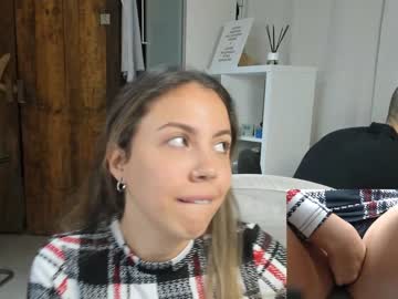 webcam couple dolce_cucciola image #3482419