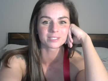 webcam girl foxyelle24 image #4331903
