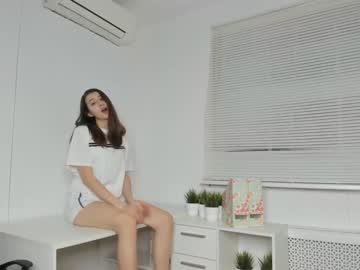 webcam girl carolineprise image #1047628