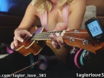 webcam girl taylor_love_303 image #3961331