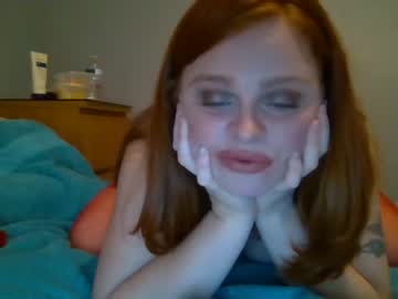 webcam girl polkadotcow image #2549985