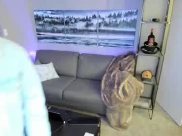 webcam man crossingtheroad image #1067579