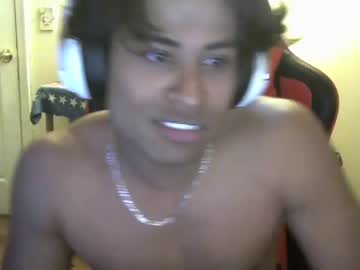 webcam man l3est_ image #6103449