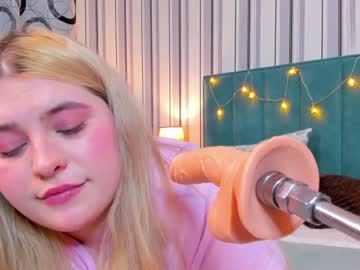 webcam girl miraclark1 image #1765182
