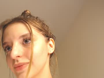 webcam girl lesi_moon image #4970341