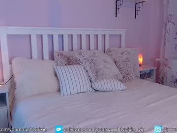 webcam girl yournaughtypixie image #2318484