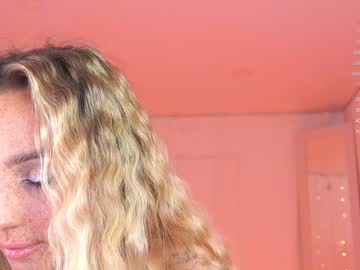webcam girl artease image #5966416