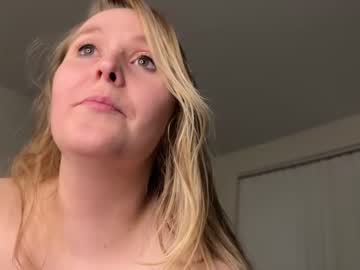 webcam girl kristicutiez image #4042622