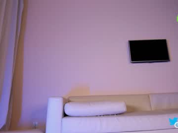 webcam girl hollyextra image #5774328