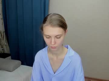 webcam girl phoebepaw image #6096636