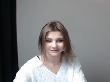 webcam girl relax_nina image #546505