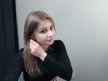 webcam girl relax_nina image #250279