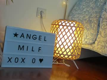 webcam girl angel_danm_milf image #2970627