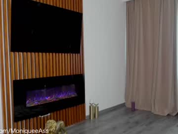 webcam girl moniqueeass image #3768322