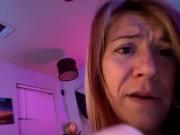 webcam girl wildglitterlioness image #6052938