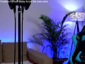 webcam girl naughtyrider69 image #901571
